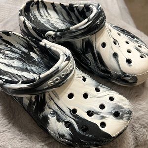 Women’s Classic Marble Crocs -Barely worn